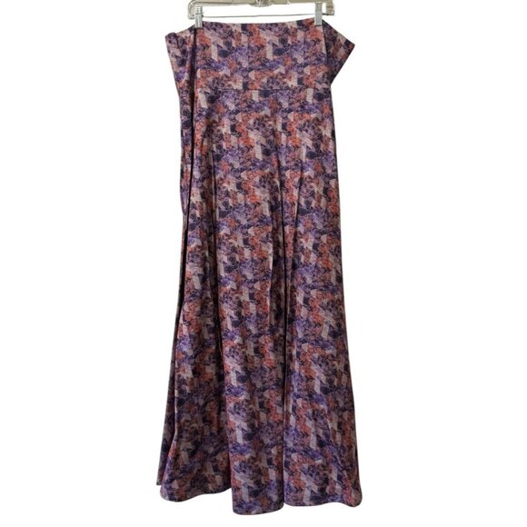 LuLaRoe Woman's Maxi Skirt Size 3XL Geometric Stretch Lightweight Modern Flowing - Picture 2 of 9